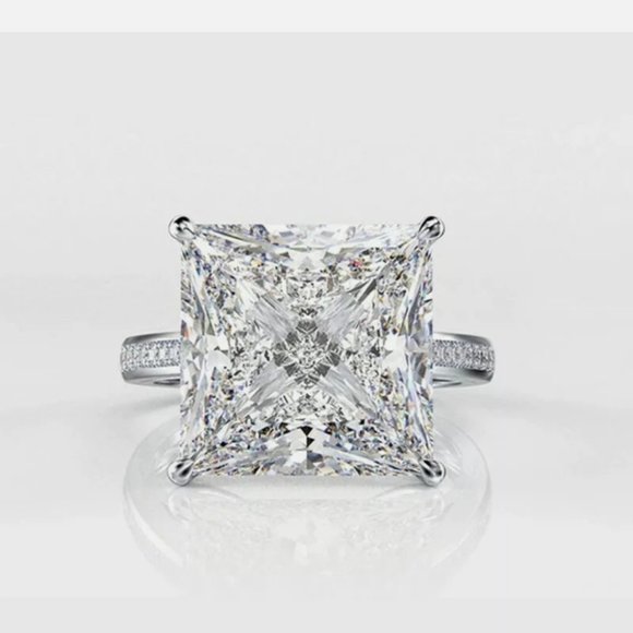 Princess Cut Cubic Zirconia 925 Silver Ring - Picture 3 of 4